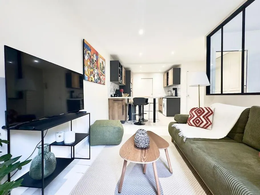 Apartment Charmant Appartement Sentier Montorgueil Paris France